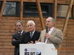 CONFERENCE DE PRESSE LES ILEADES A MONTROND-LES-BAINS LE 12-5-11 00: cliquer pour aggrandir